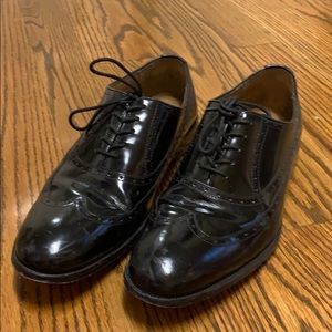 Johnston and Murphy Black Bradford Wingtip